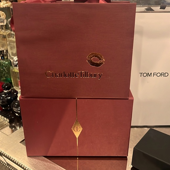 Designer bag and box lot - Picture 6 of 11